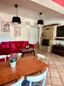 Apartment Family (5 Adults) room in Mc Queen