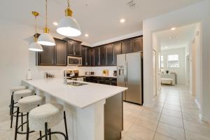 Easy Access to Theme Parks! Family Davenport Gem