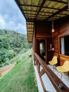 Sítio Balango: Seu refúgio em Domingos Martins. Chalés para casais e casa para grupo de pessoas