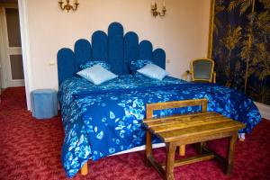 B&B / Chambres d'hotes Chambre au Chateau de St-Pierre-Brouck : photos des chambres