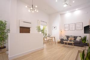 -MalagaSunApts- CityCenter Spacious Studio