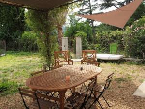 Appartements Bastide hors du temps. Jardin, Fontaine - Provence : photos des chambres