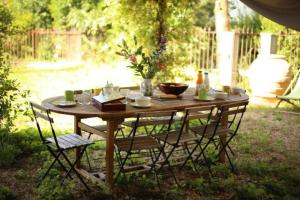 Appartements Bastide hors du temps. Jardin, Fontaine - Provence : photos des chambres