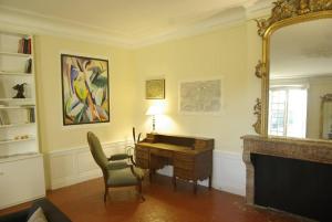 Appartements Bastide hors du temps. Jardin, Fontaine - Provence : Appartement 3 Chambres