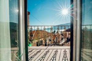 Deluxe Two-Bedroom Apartment with Sea View room in Apartments Master 5