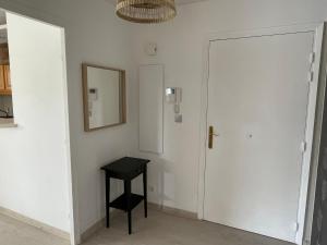 Appartements Mandelieu apartment : photos des chambres