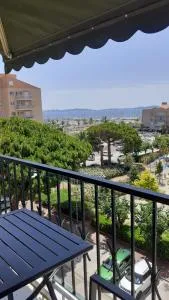 50 m2 - Le PORT, HYERES - 耶尔