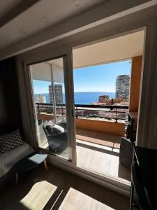 FRONTIÈRE MONACO - Saint-Roman