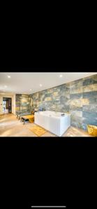 Villas LE LOFT Spa balneo : photos des chambres