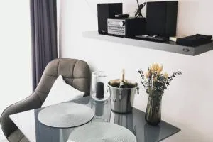 HH 02 by ROCKCHAIR - SUPERHOST Status - Modernes Apartment mit sonnigem Balkon & premium Boxspringbetten in Winterhude - Hamburg Top Geheimtipp - 汉堡
