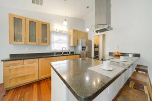 Family Fun in Phoenix! Home with Childrens Toys