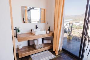 Starlight bungalow queen 4