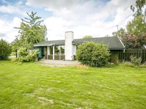 4 person holiday home in Frørup-By Traum