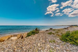Luxury Rye Beach Escape