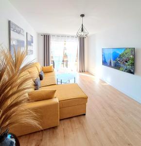 BuenaVista Gigantes Marina