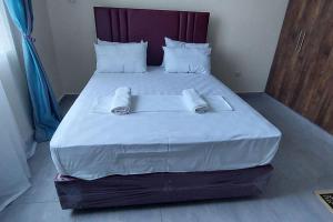 StylishThree Bedroom Apartment