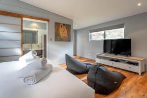 Mahree I Private Properties