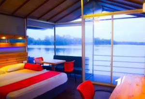 Bolgoda Lake Bungalow