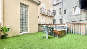 Appartements HOMEY PATIO - Hypercentre - Proche Gare et Tram - Terrasse privee - Wifi et Netflix : photos des chambres