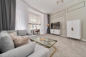 Elegant Apartments Święty Marcin by Noclegi Renters