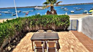 casa del mar,,, gran terraza junto playa cantil