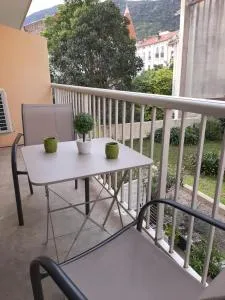 Studio Masol avec balcon - لو بولو