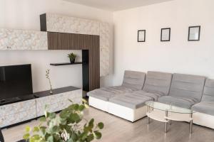 Urban Loft with Private Parking - Premiere Hospital