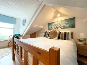 Penzance~Charming family home~3 bed ~2 bathrooms