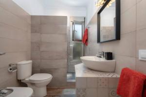 Doña Juana by Vintage Travel