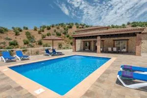 El Hoyillo by Vintage Travel - Olvera