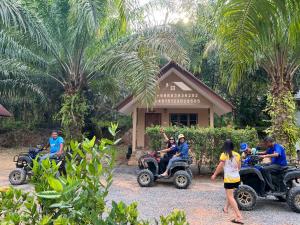 Khiang Khaolak ATV & Resort - Ubytování bez kategorie ve městě Khao Lak