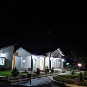 Villa Dracaena Melaka - Private Pool, Hill View, 20 minutes to Town
