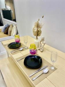 Cozyhome by LV & SG - S residences MOA PASAY unit condo