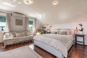 Vineyard Cottage Deers Hill - Happy Rentals