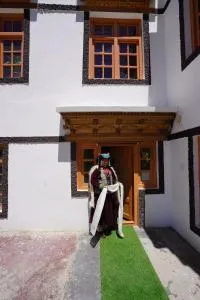 Guru view Home stay - Linshot