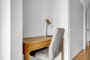 Loop 1BR w Gym Pool WD nr Millennium Park CHI-226