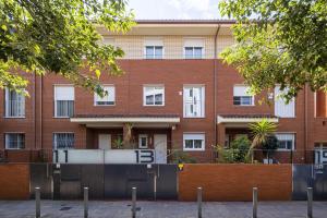 Centric apartment gran via fira montjuic