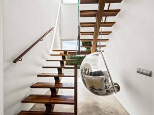 Design villa sea views and lap pool