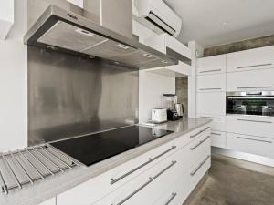 Design villa sea views and lap pool