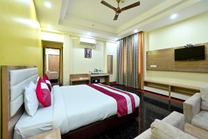 Hotel SKS Grand Palace-Vrindāvan