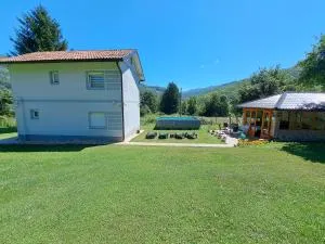 Ris kuca za odmor - Ustikolina