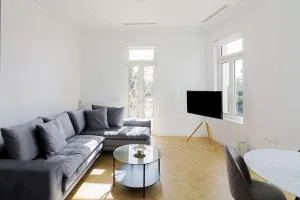 Lavish Mansion House 1928 in Kifisia by UPSTREET - 基菲夏