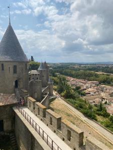 Maisons de vacances 6 Bedroom House, Pech Luna, South West France : photos des chambres