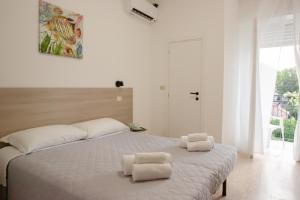 Villa Ella by Interlux