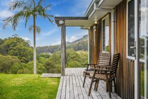 Tranquil Treetop Haven 3BR House with breathtaking views