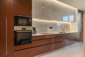 Savoy Residence Casa Branca II by An Island Apart