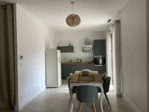 Château de la Busquette - - Le Born