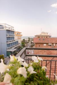 Villa Ella by Interlux