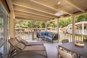  Premium Comfort Two-Bedroom Mobile Home room in Mobile Homes Valkanela