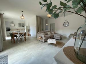 Maisons d'hotes Chateau de la Busquette - : photos des chambres